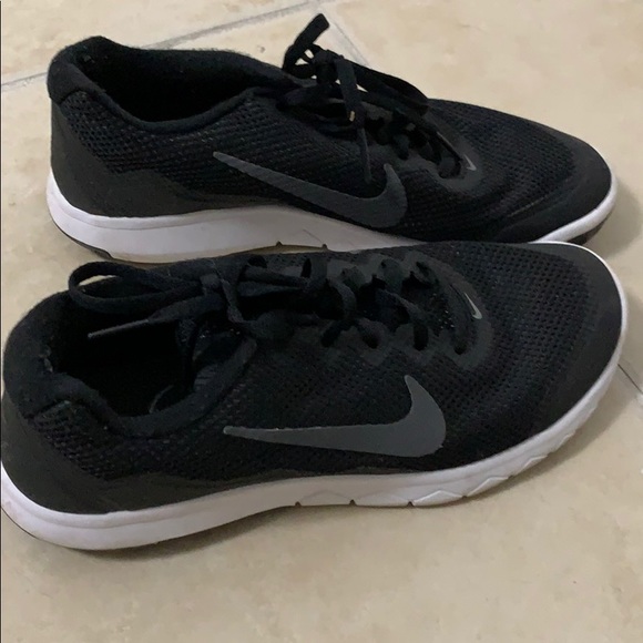 Nike Shoes - Black Nike Sneakers